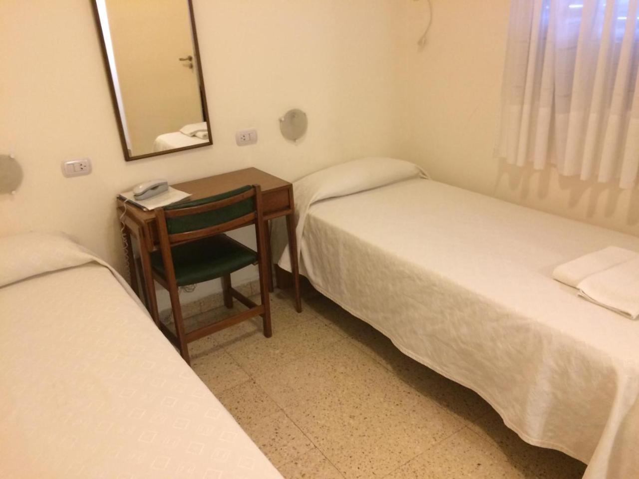 Hotel Pico ヘネラル・ピコ エクステリア 写真